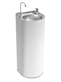 Fuente de agua de columna...